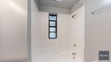 221 E 23rd St in New York, NY - Building Photo - Building Photo