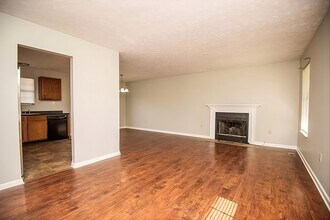 2909 Selma Ave in Knoxville, TN - Foto de edificio - Building Photo