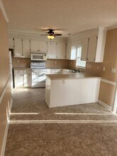 902-K-8 Spring Forest Rd in Greenville, NC - Building Photo - Building Photo