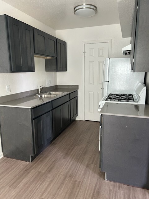 Village at Baytown in Baytown, TX - Foto de edificio - Building Photo