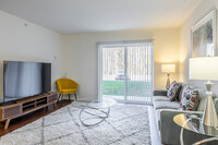 Withington Apartments* in Jackson, MI - Foto de edificio - Interior Photo