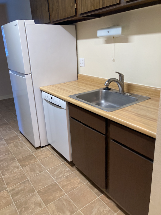 79 Bonnymede Rd, Unit 102 in Pueblo, CO - Building Photo