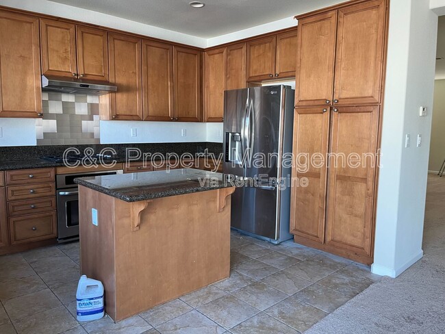 1005 Ashbridge Bay Dr in Pittsburg, CA - Building Photo - Building Photo