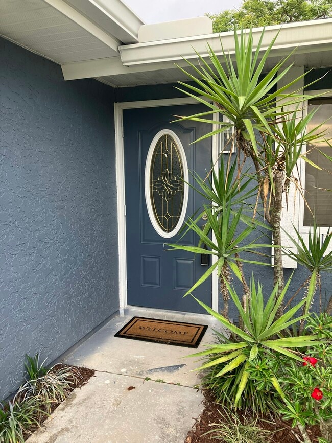 7570 Berwick St in North Port, FL - Building Photo - Building Photo