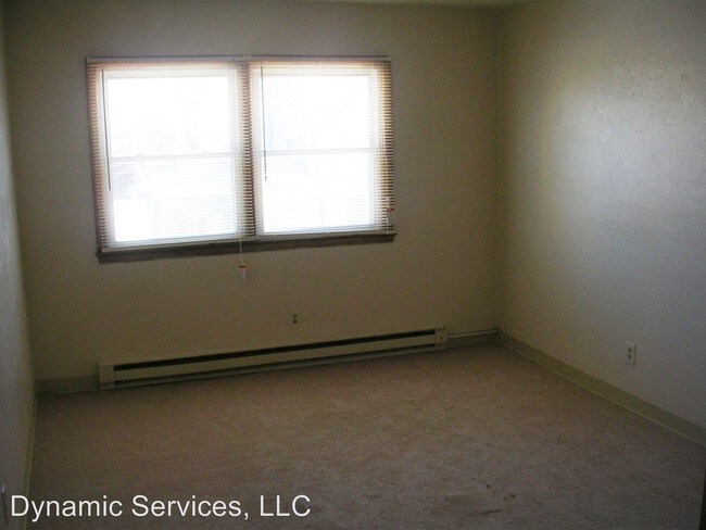 809 W 10th St-Unit -1-2 in Sioux Falls, SD - Building Photo - Building Photo