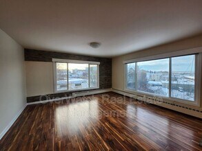 140 Eagle St in Anchorage, AK - Building Photo - Building Photo