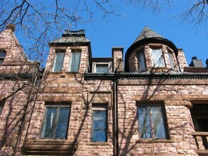 Holly Row in St. Paul, MN - Foto de edificio - Building Photo