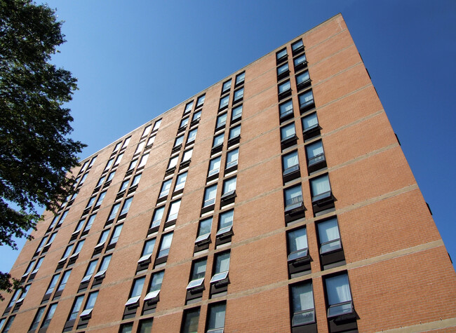 Baynard Apartments in Wilmington, DE - Building Photo - Building Photo