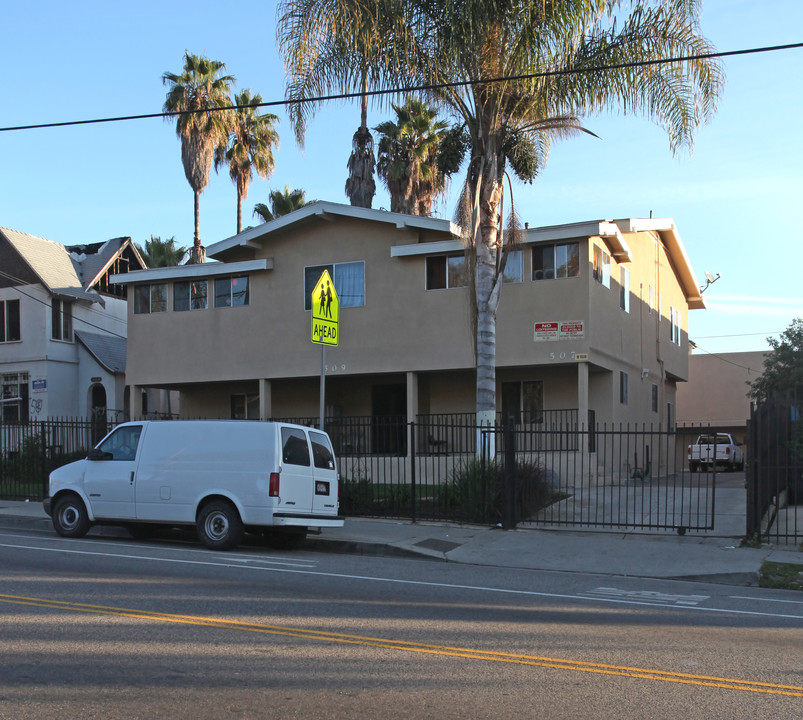 507-509 N Avenue 50 in Los Angeles, CA - Building Photo