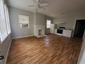 1545 Avenue B in Beaumont, TX - Building Photo - Building Photo