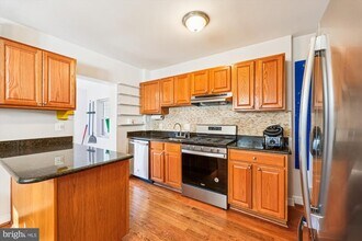 4808 Fort Totten Dr NE in Washington, DC - Building Photo - Building Photo