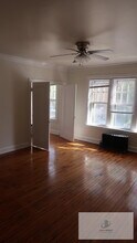 4588 N Elston Ave, Unit 303 in Chicago, IL - Building Photo - Building Photo