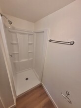 1550 Encino Dr in Escondido, CA - Building Photo - Building Photo