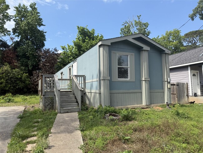 property at 16926 W Hammon