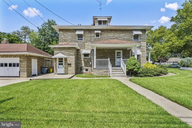 property at 1125 Parkway Ave