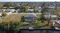 201 SE 28th Terrace in Cape Coral, FL - Foto de edificio - Building Photo