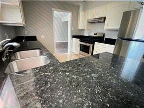 2404 Dalgreen Dr in Plano, TX - Building Photo - Building Photo