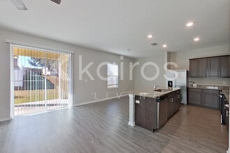 30161 Fedora Cir in Brooksville, FL - Foto de edificio - Building Photo