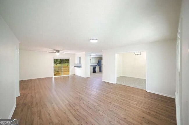 325 Segrest Cir in Athens, GA - Building Photo - Building Photo