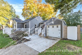 938 Cogswell St NW in Grand Rapids, MI - Building Photo - Building Photo