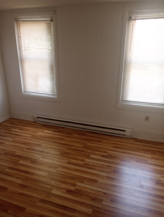 31xx W Euclid Ave in Philadelphia, PA - Building Photo