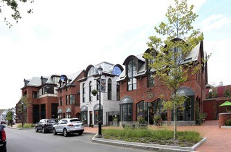 Bedford Square in Westport, CT - Building Photo - Building Photo