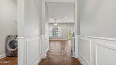 310 Confidence Wy in Southport, FL - Building Photo - Building Photo