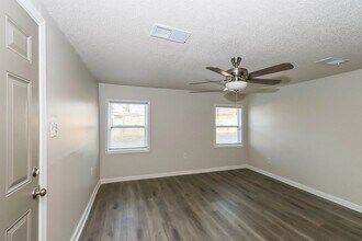 1751 Capri Rd in Memphis, TN - Building Photo - Building Photo