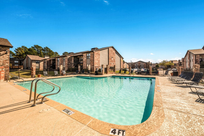 Ridgecrest in Denton, TX - Foto de edificio - Building Photo