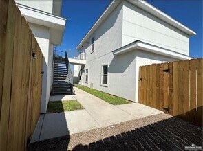 10 Rafael Dr in San Juan, TX - Building Photo - Building Photo