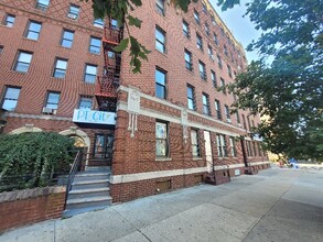 8415 4th Ave in Brooklyn, NY - Building Photo - Building Photo