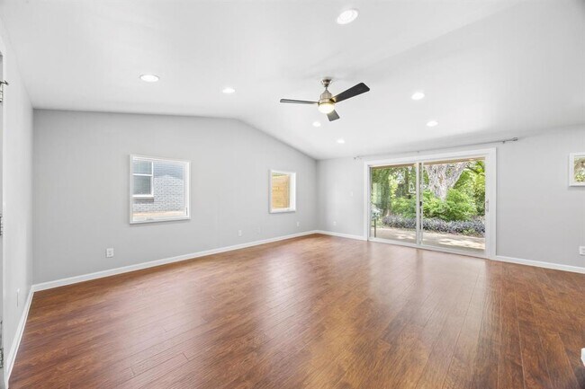 4611 Lennox Dr in Austin, TX - Building Photo - Building Photo