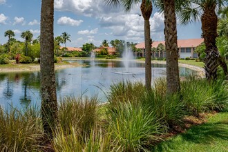 6810 Beach Resort Dr in Naples, FL - Foto de edificio - Building Photo