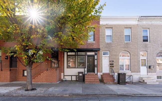 3033 E Baltimore St in Baltimore, MD - Building Photo - Building Photo