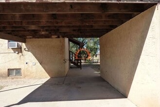 120 Navajo Rd in Clovis, NM - Building Photo - Building Photo