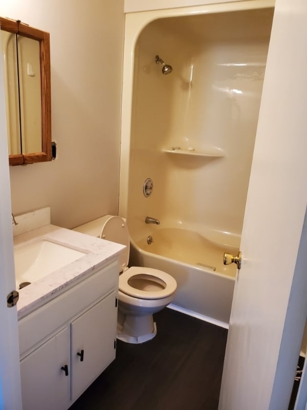 519 W Superior St in Ottawa, IL - Building Photo - Building Photo