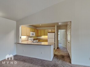 200 Talus Way in Reno, NV - Building Photo - Building Photo