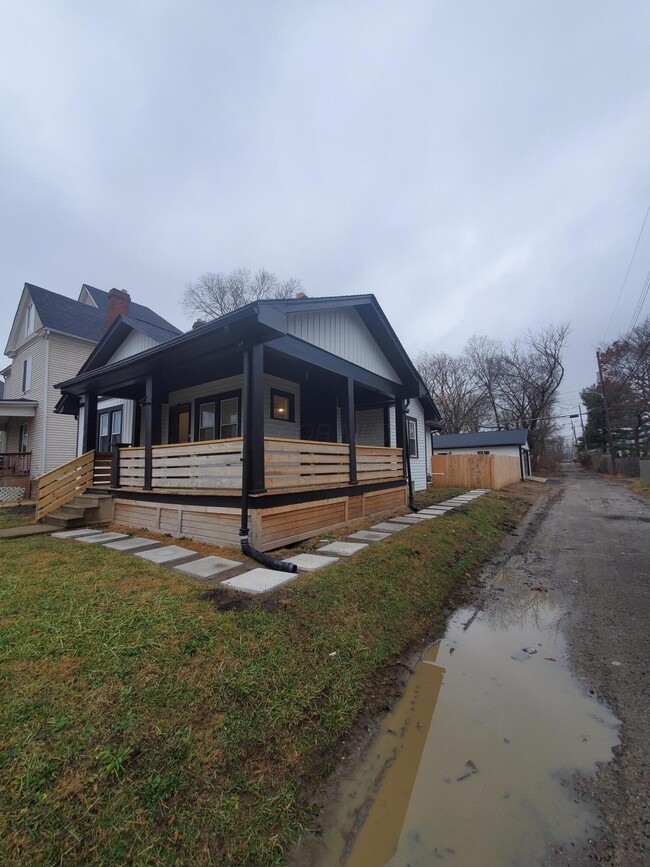 1676 Harvard Ave in Columbus, OH - Building Photo - Building Photo