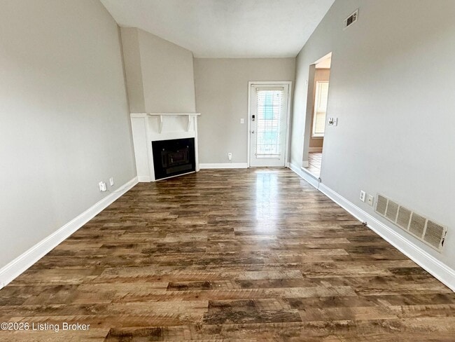 4701 Haeringdon Ct in Louisville, KY - Building Photo - Building Photo