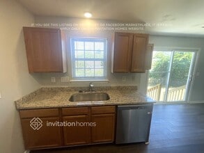 756 Sir Raleigh Dr in Concord, NC - Foto de edificio - Building Photo