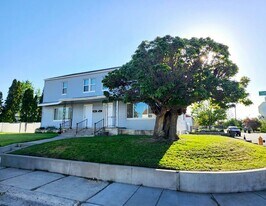 1500 Thayer Dr in Richland, WA - Building Photo