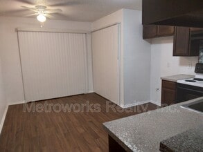 218 Pine Meadow Dr in Kennedale, TX - Building Photo - Building Photo