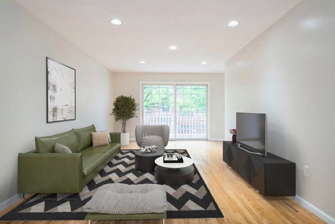 5 Hancock Ave in Jersey City, NJ - Building Photo
