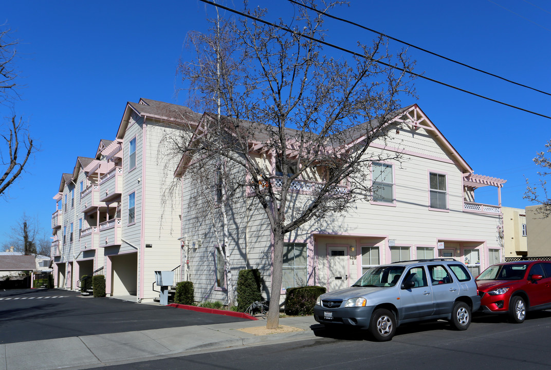 4319 Railroad Ave in Pleasanton, CA - Building Photo