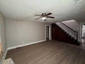 906 Llano St in Pasadena, TX - Building Photo - Building Photo
