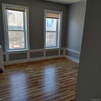 699 Hinsdale St in Brooklyn, NY - Building Photo