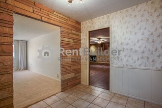 4725 Westridge Pl NE in Albuquerque, NM - Building Photo - Building Photo