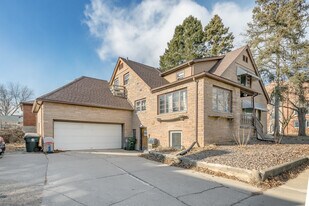 302 S Brooks St, Unit 1 in Madison, WI - Building Photo