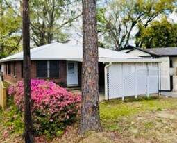 1955 Rice Dr in Baton Rouge, LA - Building Photo