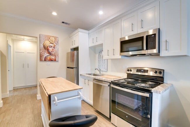 1206 26th St in Galveston, TX - Building Photo - Building Photo